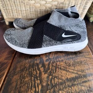 Nike Free RN Motion Flyknit 2017 Running Shoes Black Grey Oreo Women's Size 8